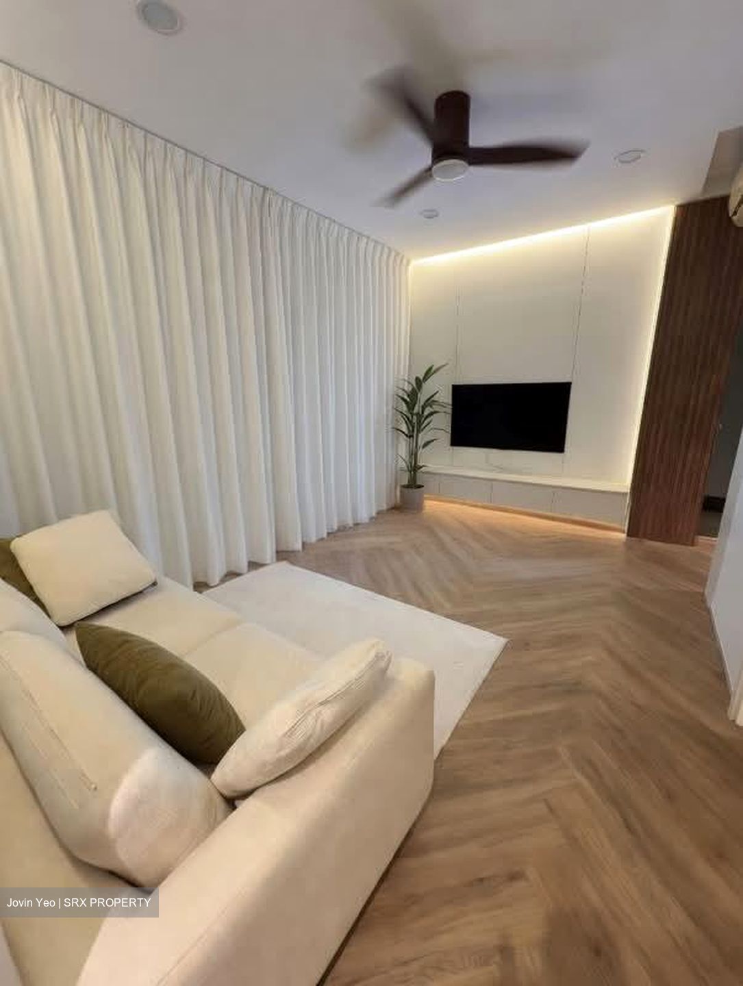 The Inflora (D17), Condominium #561601591